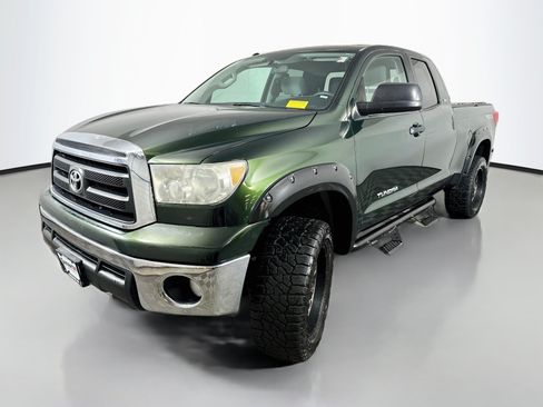 Used 2011 Toyota Tundra 4x4 Double Cab w/ TRD Off-Road Pkg image 3