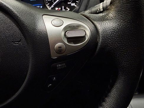 Used 2019 Nissan Sentra SV w/ Special Edition Package FWD image 26