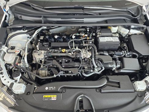 Used 2024 Toyota Corolla LE FWD image 11