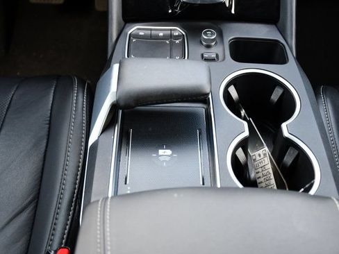 Used 2024 Acura MDX SH-AWD w/ Technology Package image 32