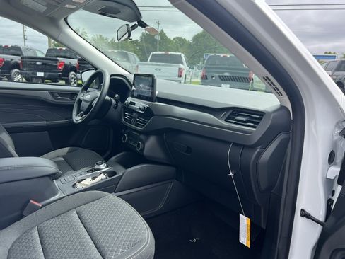 New 2025 Ford Escape Active image 11