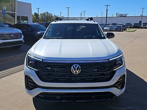 New 2026 Volkswagen Atlas Cross Sport SEL R-Line AWD/4WD image 2