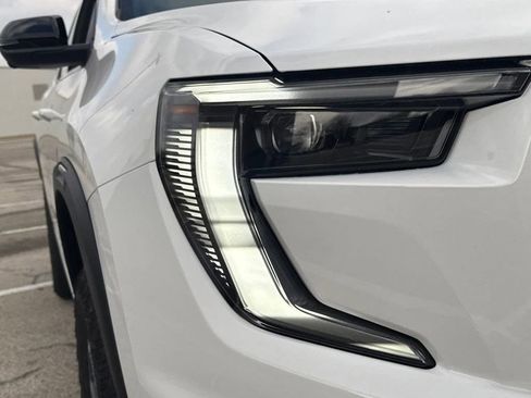 New 2026 GMC Acadia AT4 w/ Super Cruise Package image 13