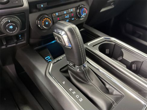 Used 2018 Ford F150 XLT w/ Equipment Group 302A Luxury AWD/4WD image 16