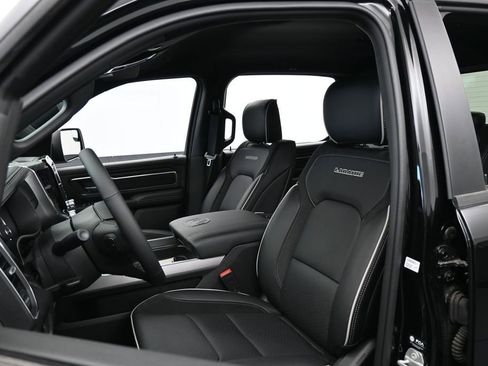 Used 2026 RAM 1500 Laramie AWD/4WD image 10
