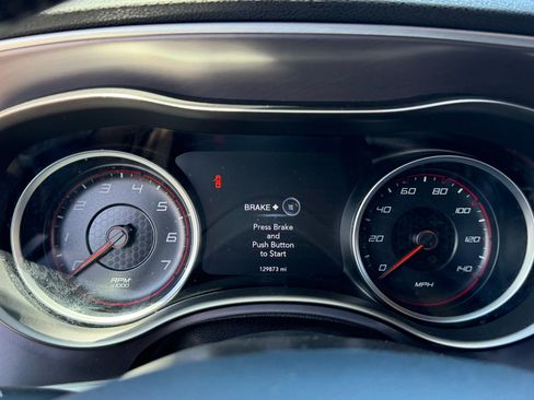 Used 2021 Dodge Charger SXT w/ Leather Interior Group RWD image 7