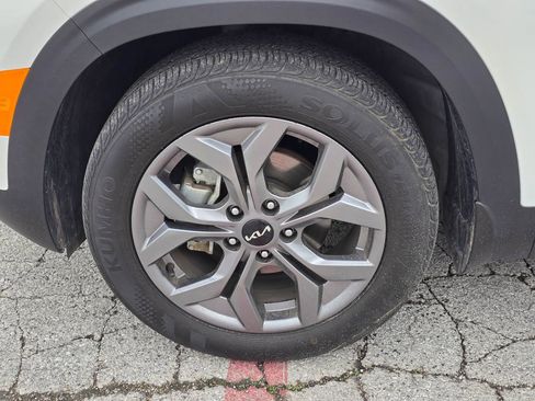 Used 2024 Kia Seltos S image 7