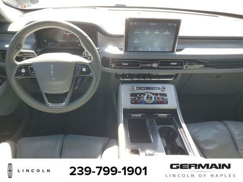 Used 2021 Lincoln Aviator Reserve w/ Equipment Group 202A image 17