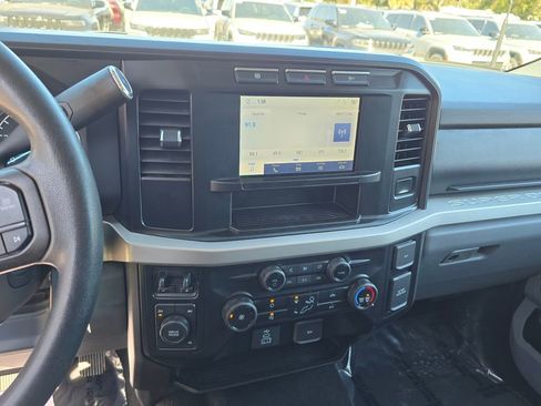 Used 2024 Ford F250 XLT image 25