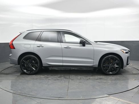 New 2026 Volvo XC60 T8 Ultra w/ Climate Package AWD/4WD image 3