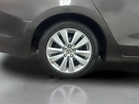 Used 2011 Honda Accord EX image 25