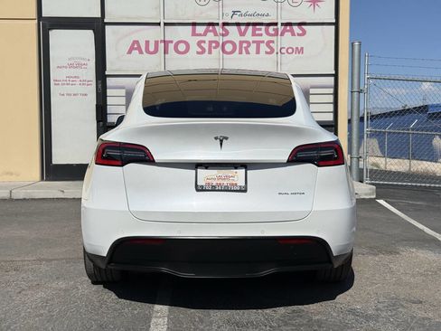 Used 2021 Tesla Model Y Long Range AWD/4WD image 8