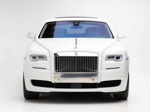 Used 2015 Rolls-Royce Ghost image 5