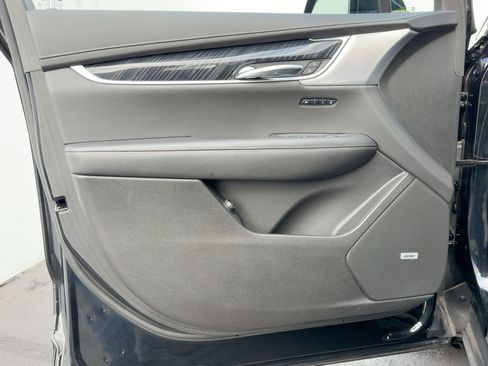 Certified 2023 Cadillac XT6 Premium Luxury w/ Technology Package image 21