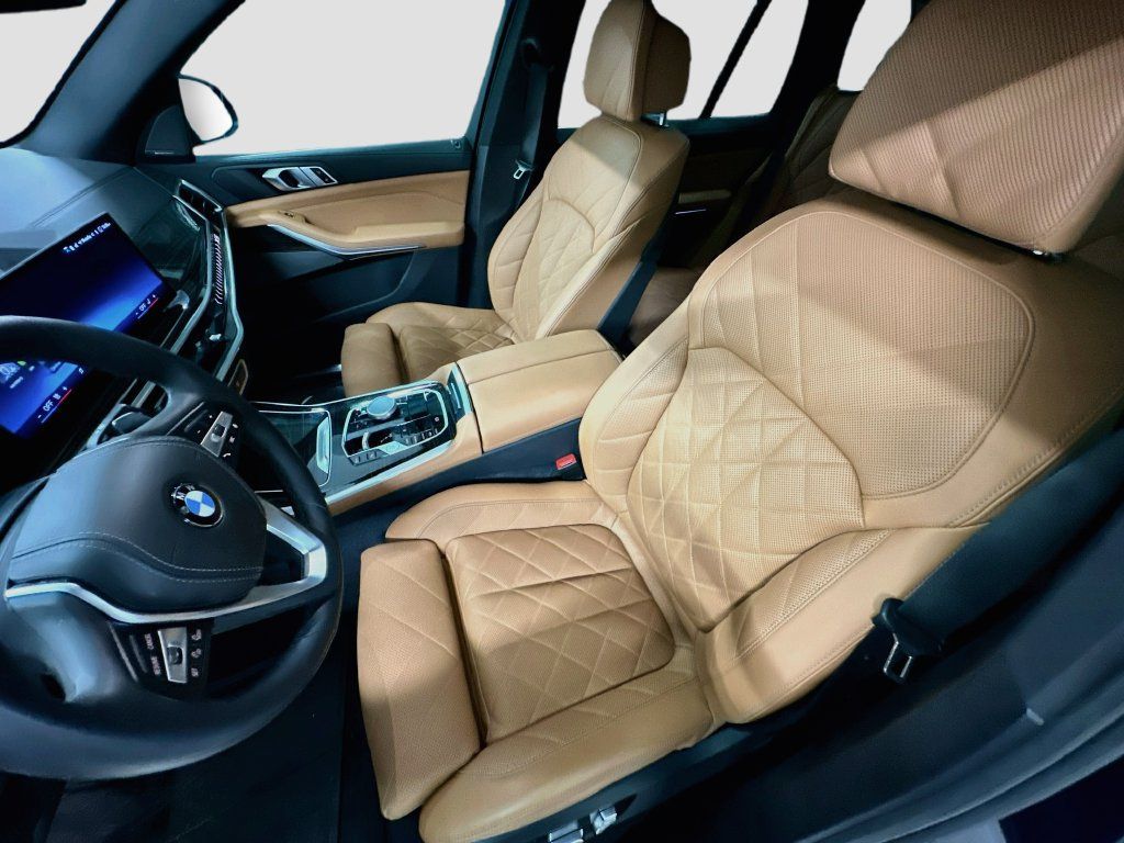 Used 2025 BMW X5 xDrive40i AWD/4WD image 5
