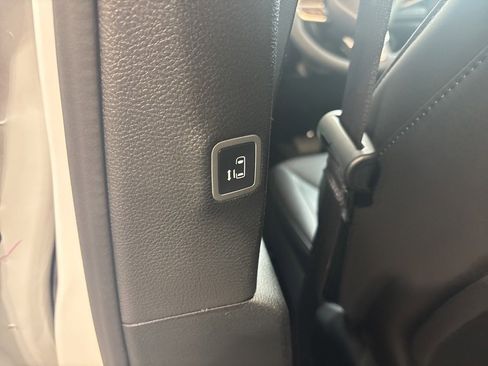 New 2026 Chrysler Pacifica Select image 26