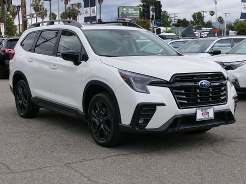 Certified 2025 Subaru Ascent Bronze Edition AWD/4WD image 7