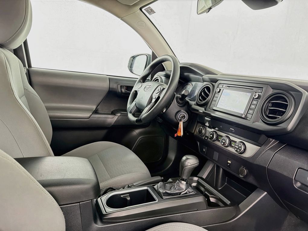 Used 2019 Toyota Tacoma SR AWD/4WD image 28