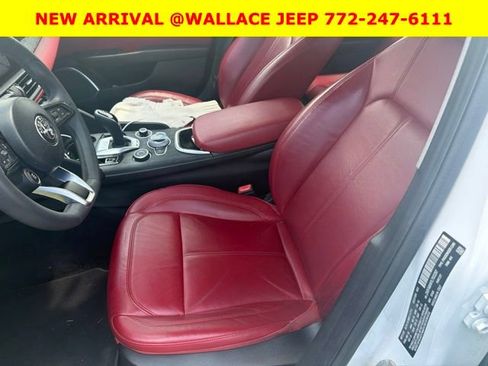 Used 2020 Alfa Romeo Giulia w/ Nero Edizione RWD image 10