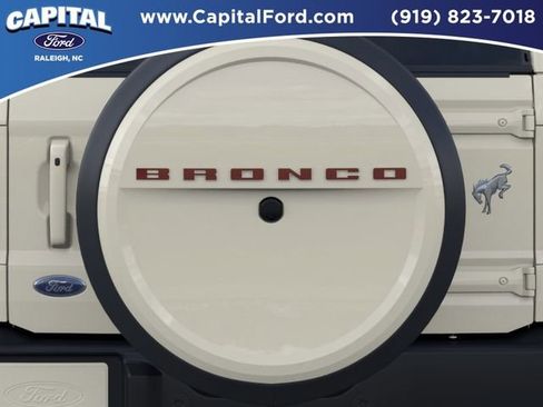 New 2026 Ford Bronco Outer Banks w/ Sasquatch Package AWD/4WD image 24