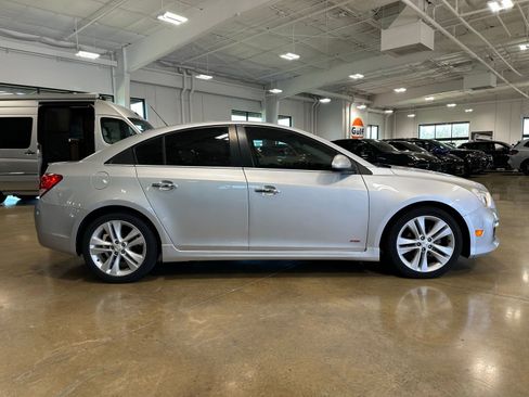 Used 2015 Chevrolet Cruze LTZ w/ Sun, Sound and Sport Package image 9