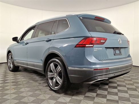Used 2020 Volkswagen Tiguan SEL w/ 3rd Row Seat Package image 7