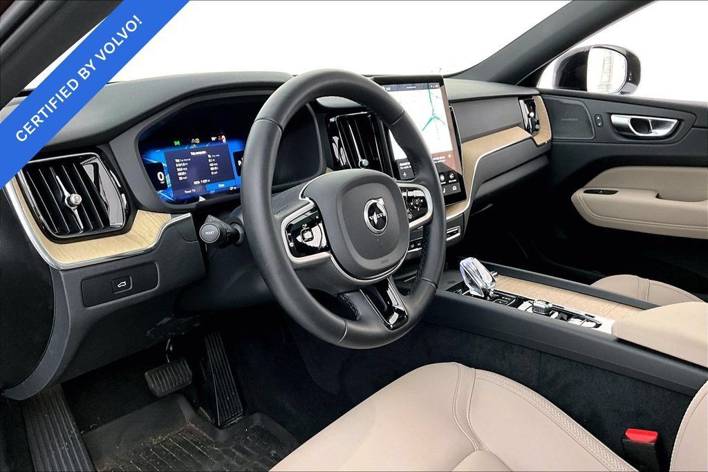 Used 2026 Volvo XC60 B5 Plus w/ Climate Package AWD/4WD image 15