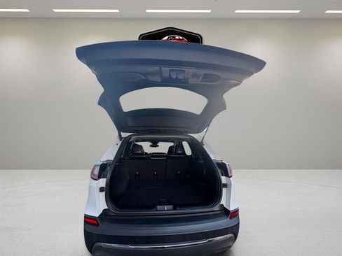 Used 2021 Jeep Cherokee Limited w/ Elite Package image 28