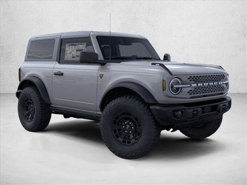 New 2026 Ford Bronco Badlands AWD/4WD image 7