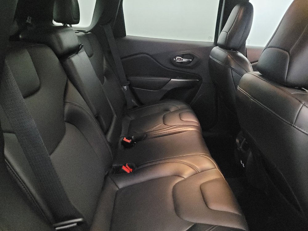 Used 2021 Jeep Cherokee Latitude Lux AWD/4WD image 19