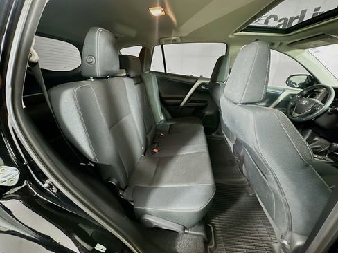 Used 2017 Toyota RAV4 XLE image 32