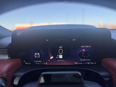 Used 2025 Lincoln Aviator Reserve w/ Equipment Group 201A image 12