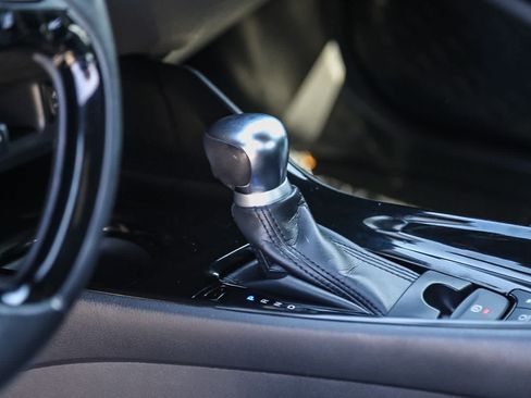 Certified 2019 Toyota C-HR XLE FWD image 20