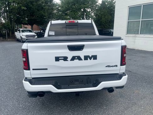 Used 2025 RAM 1500 Big Horn AWD/4WD image 4