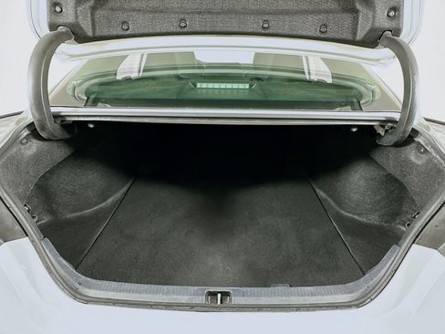 Used 2024 Toyota Camry SE image 27