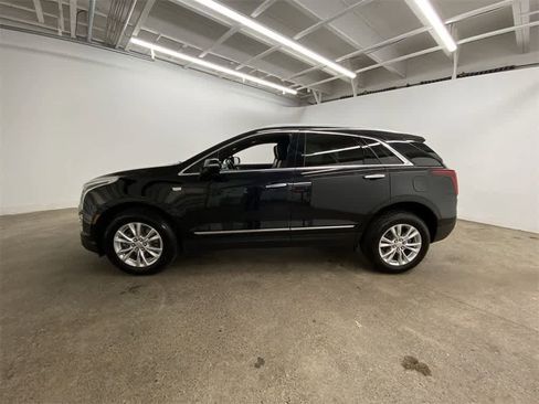 Used 2020 Cadillac XT5 Luxury image 3