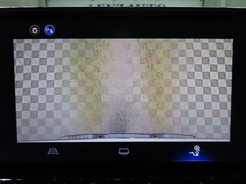 Used 2025 Chevrolet Colorado Trail Boss image 16