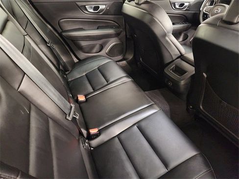 Used 2024 Volvo S60 B5 Core image 33