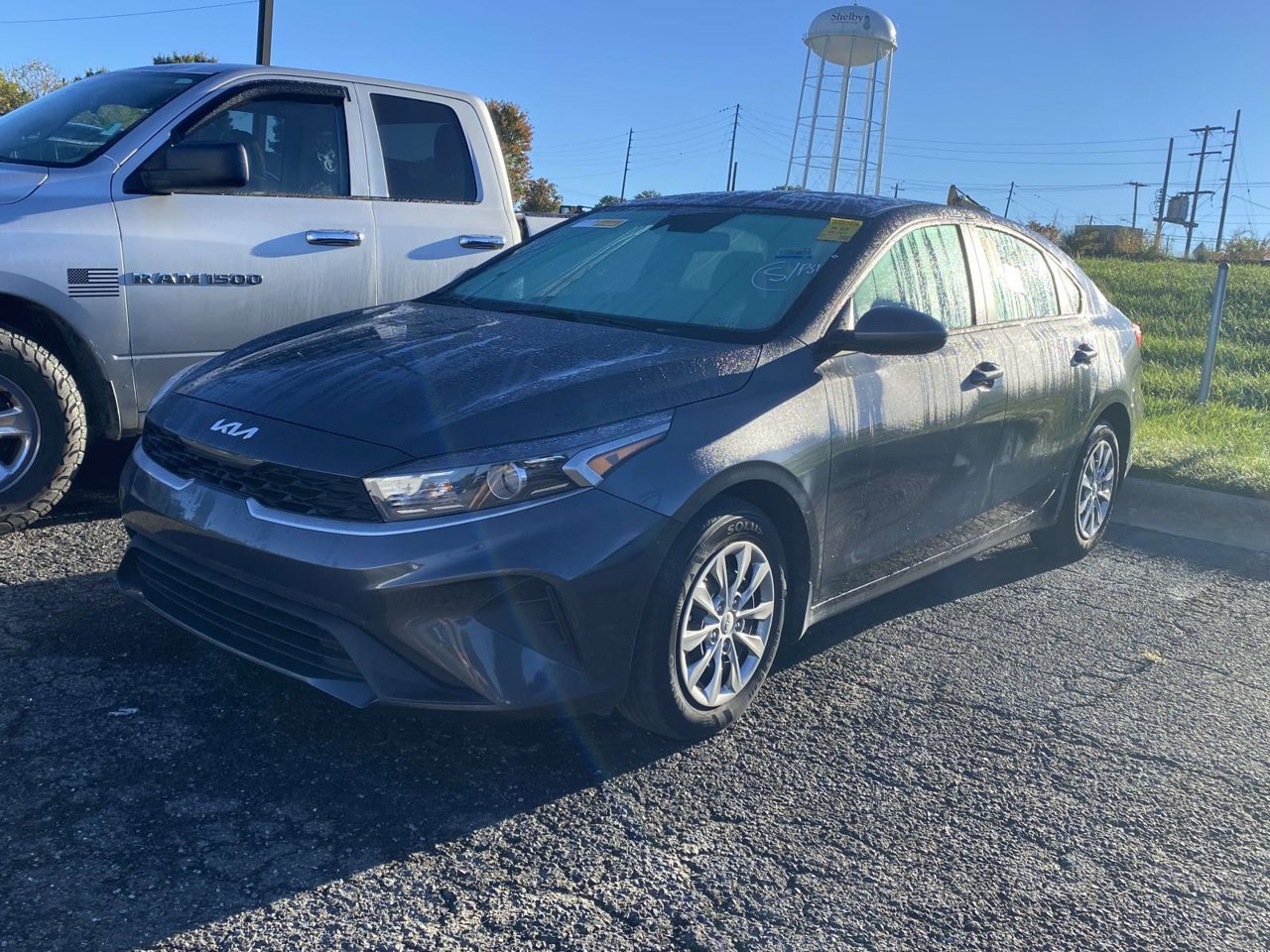 Used 2024 Kia Forte LX FWD image 3
