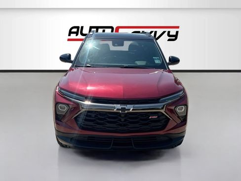Used 2025 Chevrolet TrailBlazer RS w/ Convenience Package FWD image 2