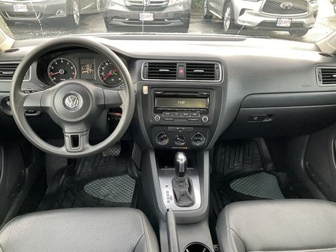 Used 2014 Volkswagen Jetta SE FWD image 13
