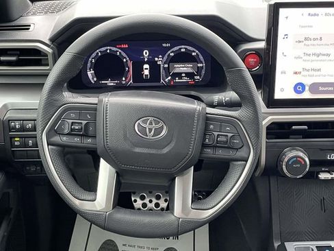 Used 2025 Toyota Tacoma TRD Sport RWD image 13