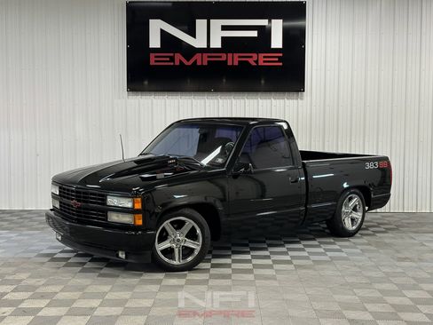 Used 1990 Chevrolet Silverado 1500 2WD Regular Cab image 1