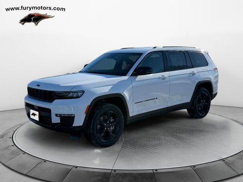 New 2025 Jeep Grand Cherokee L Limited w/ Black Appearance Package AWD/4WD image 7