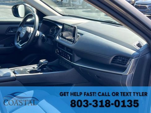 Used 2024 Nissan Rogue S image 26