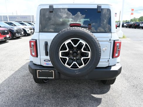 New 2026 Ford Bronco Outer Banks AWD/4WD image 4