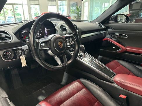 Used 2019 Porsche 718 Cayman RWD image 39