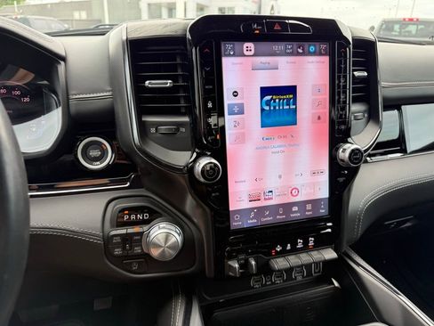 Used 2025 RAM 1500 Limited AWD/4WD image 15