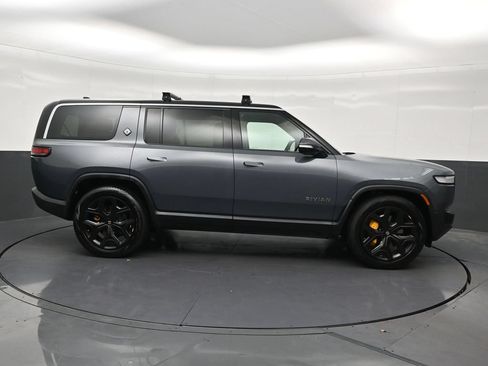 Used 2022 Rivian R1S Launch Edition Quad AWD/4WD image 7