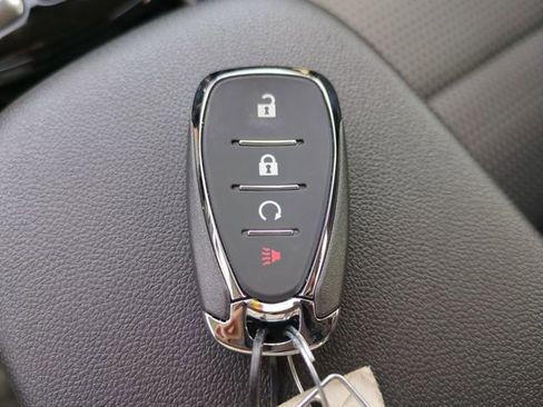 New 2026 Chevrolet Trax LT image 29